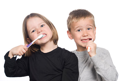 Kinder beim Zahnarzt